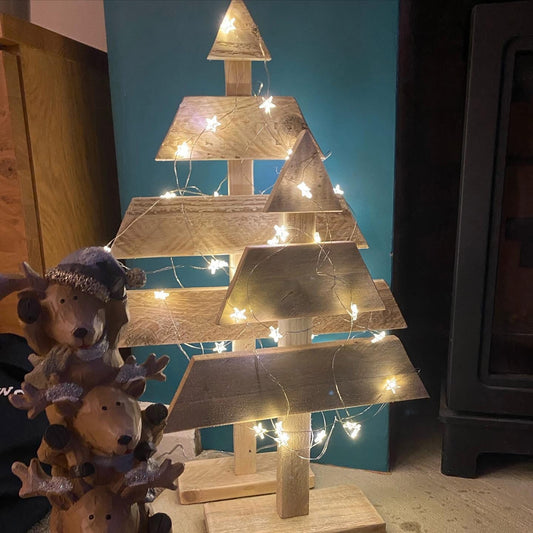 Rustic Minimalist Wooden Christmas Tree