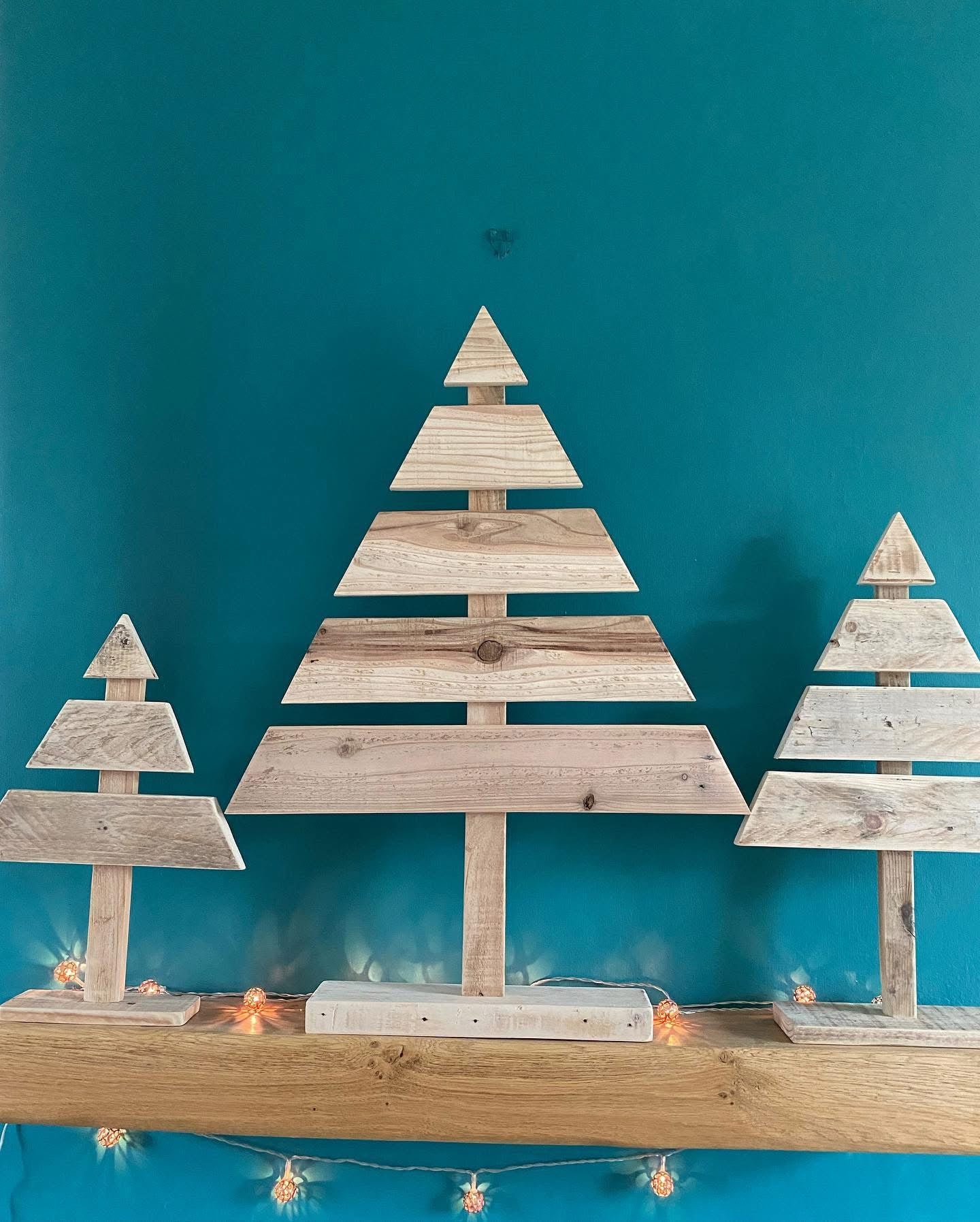 Rustic Minimalist Wooden Christmas Tree